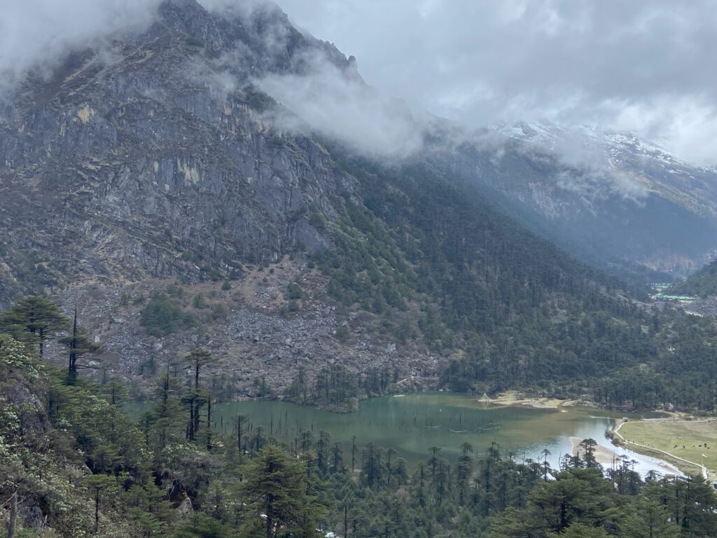 Sangetsar a.k.a Madhuri lake